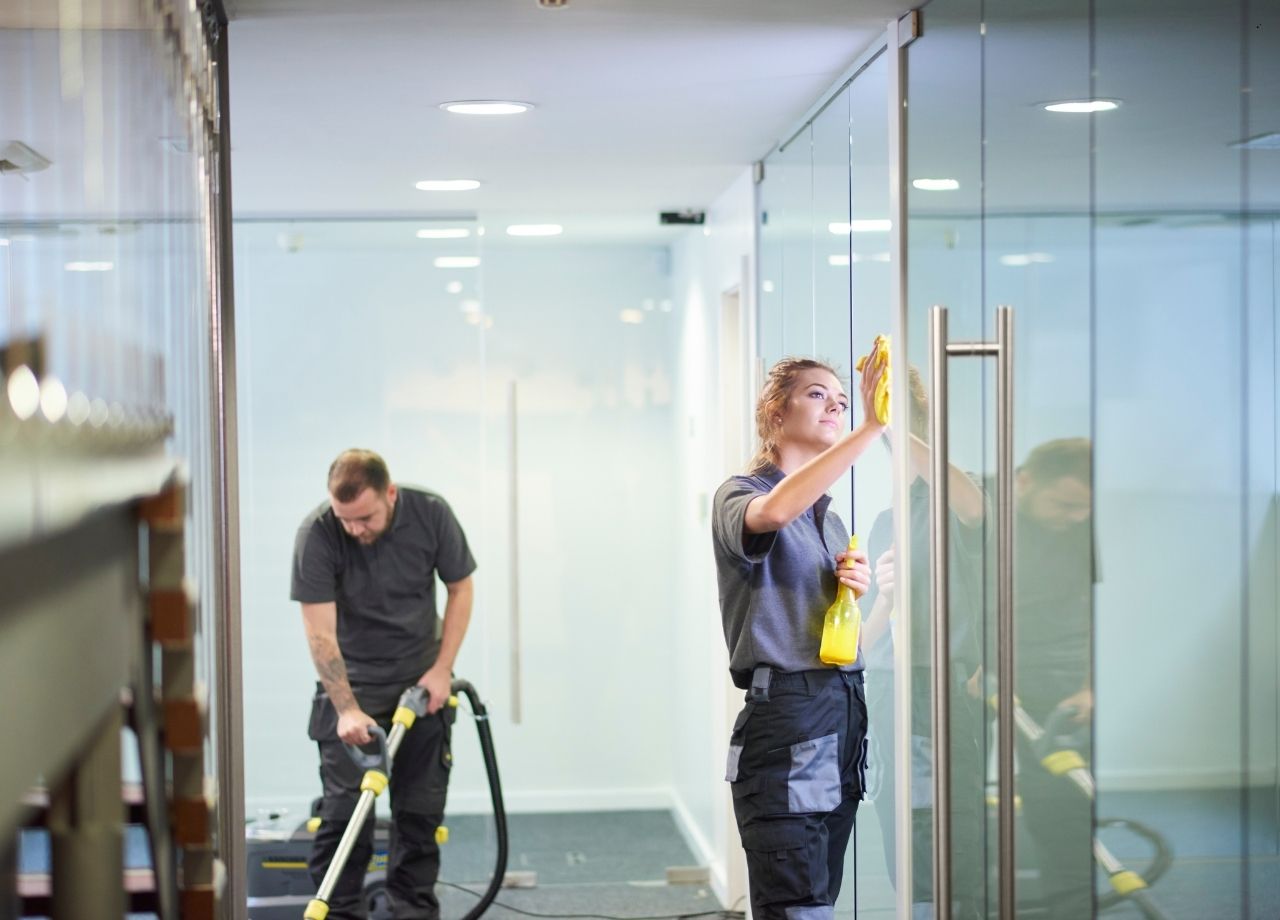 How to Choose the Right Janitorial Contractor for Your Facility